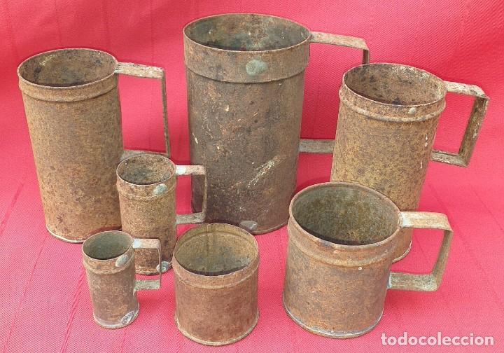 Antig&uuml;edades: JUEGO DE MEDIDAS DE LATA - Foto 3