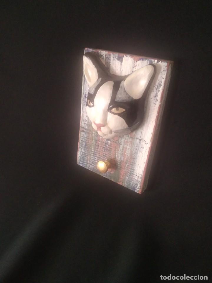 Antig&uuml;edades: Perchero gato - Foto 1