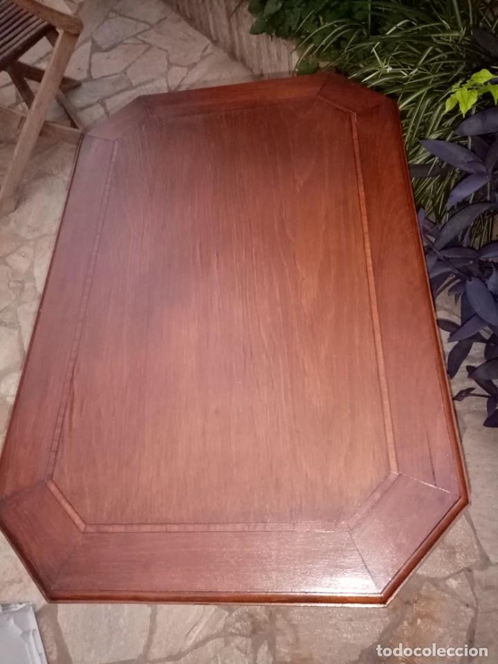 Antig&uuml;edades: MESA VELADOR CON ALAS - Foto 4