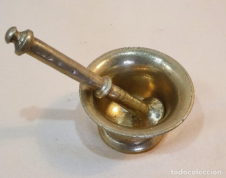 Antig&uuml;edades: ALMIREZ O MORTERO DE BRONCE S. XVIII - Foto 1
