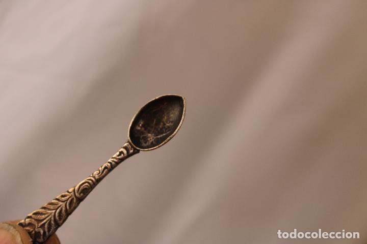 Antig&uuml;edades: cucharilla de moca en plata de ley - Foto 3