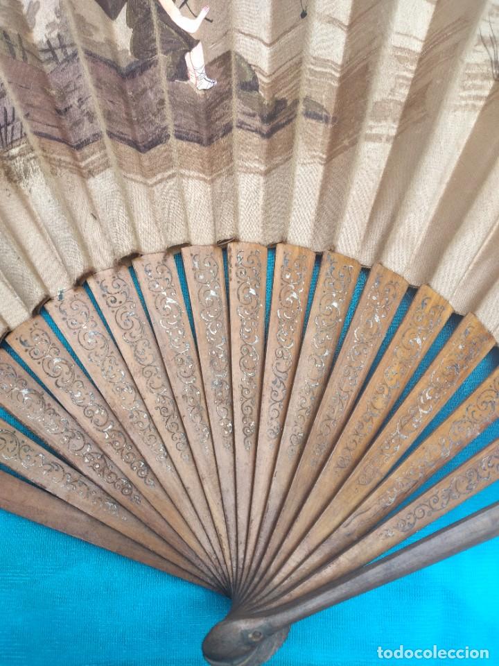 Antig&uuml;edades: Abanico antiguo de seda - Foto 3