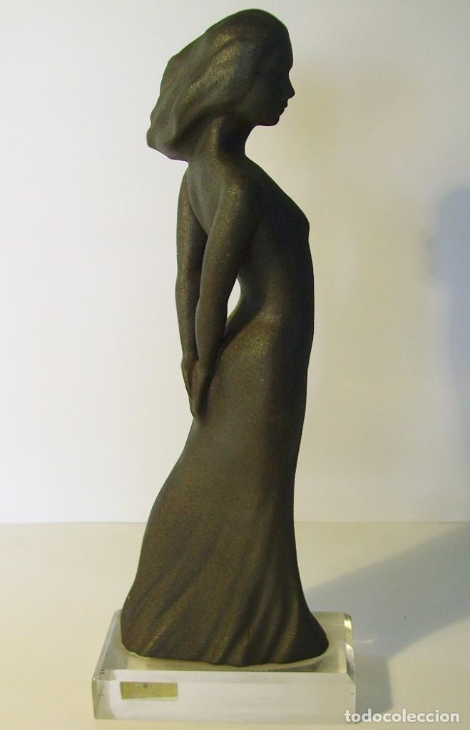 Antig&uuml;edades: FIGURA DE MUJER - Foto 2