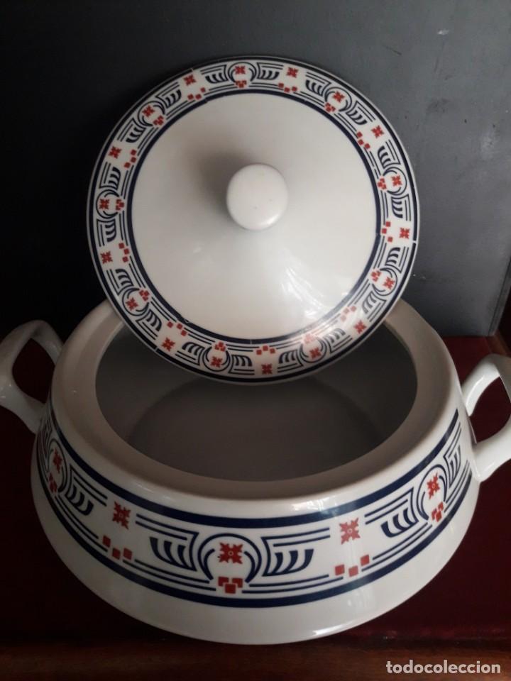 Antig&uuml;edades: Sopera porcelana - Foto 3