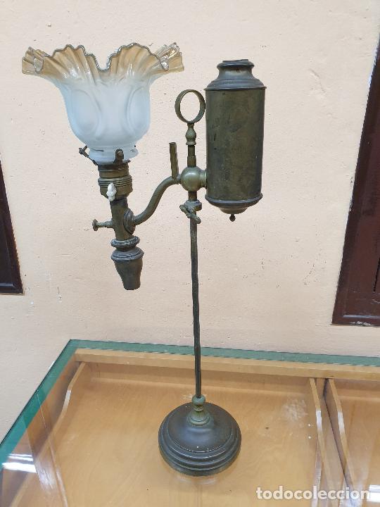Antig&uuml;edades: LAMPARA ANTIGUA ELECTRIFICADA. - Foto 2