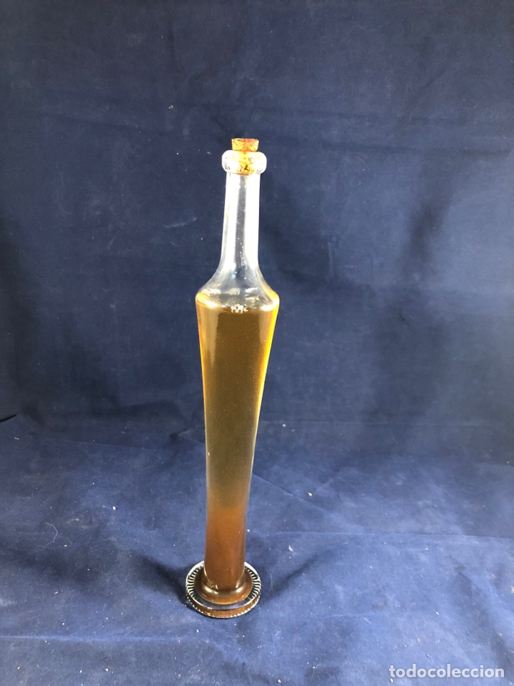 Oggetti Antichi: Botella de cristal llena, antigua y rara