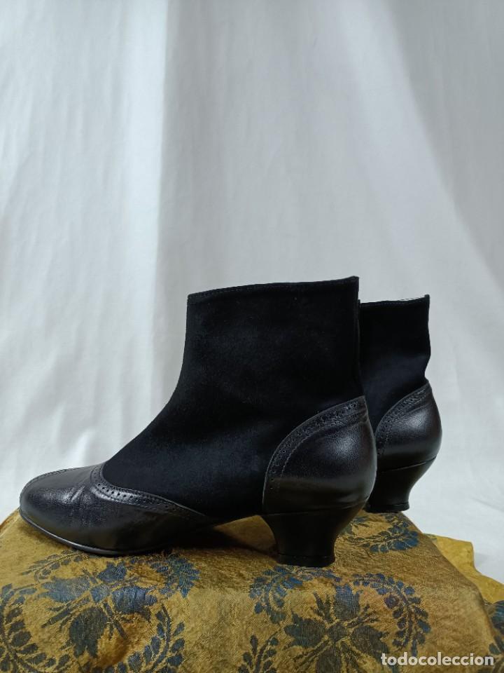 Antig&uuml;edades: Botines de cuero y tela - Foto 10