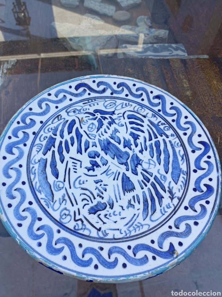 Antig&uuml;edades: Antiguo plato, Manises? - Foto 1