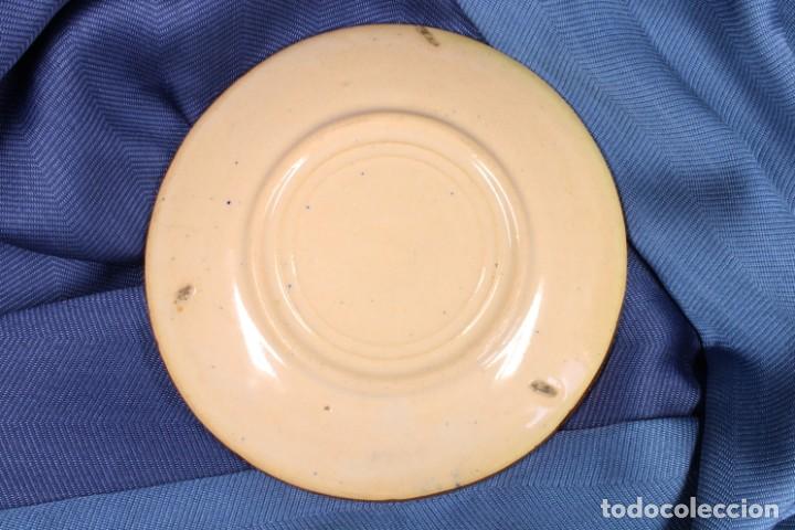 Antig&uuml;edades: Plato circular reflejos. Loza Manises. Reflections circular plate. Manises earthenware. - Foto 2