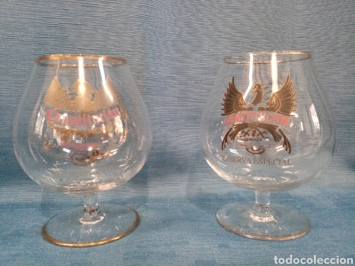 Antig&uuml;edades: 2 copas de bal&oacute;n para Brandy Constituci&oacute;n - Foto 1