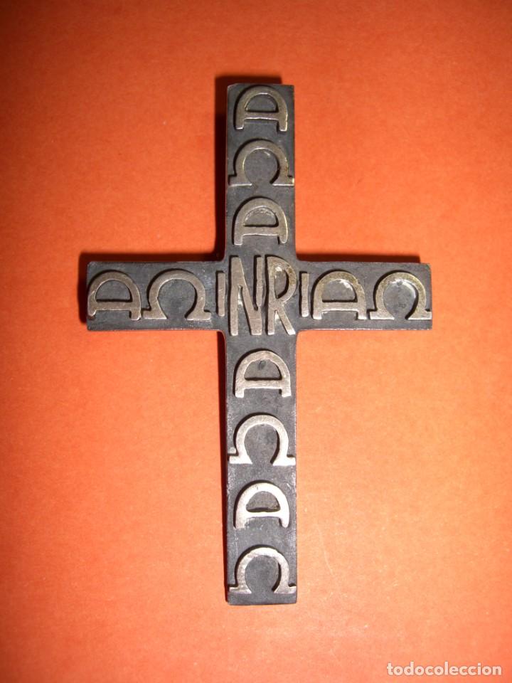 Antig&uuml;edades: CRUZ EN PLATA DE LEY - Foto 1