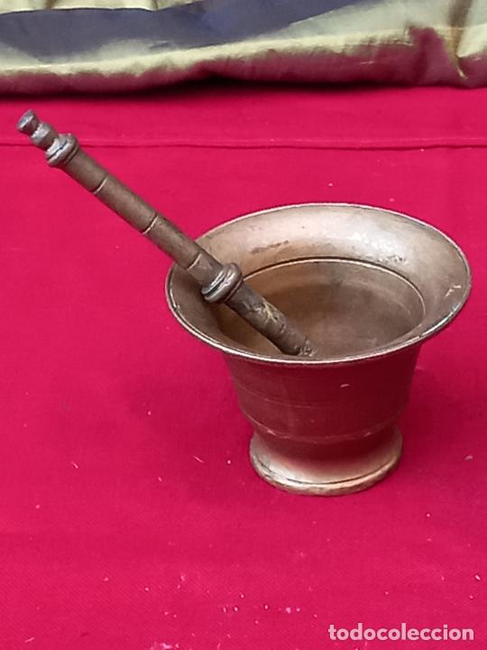 Antig&uuml;edades: ALMIREZ ANTIGUO EN BRONCE CON SU MANO. - Foto 1