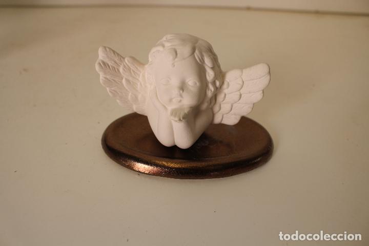 Antig&uuml;edades: angel pensando de ceramica - Foto 1