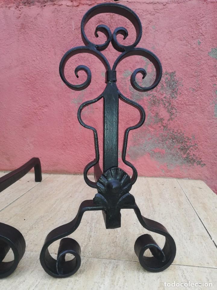 Antig&uuml;edades: Pareja de morillos para chimenea - Foto 5