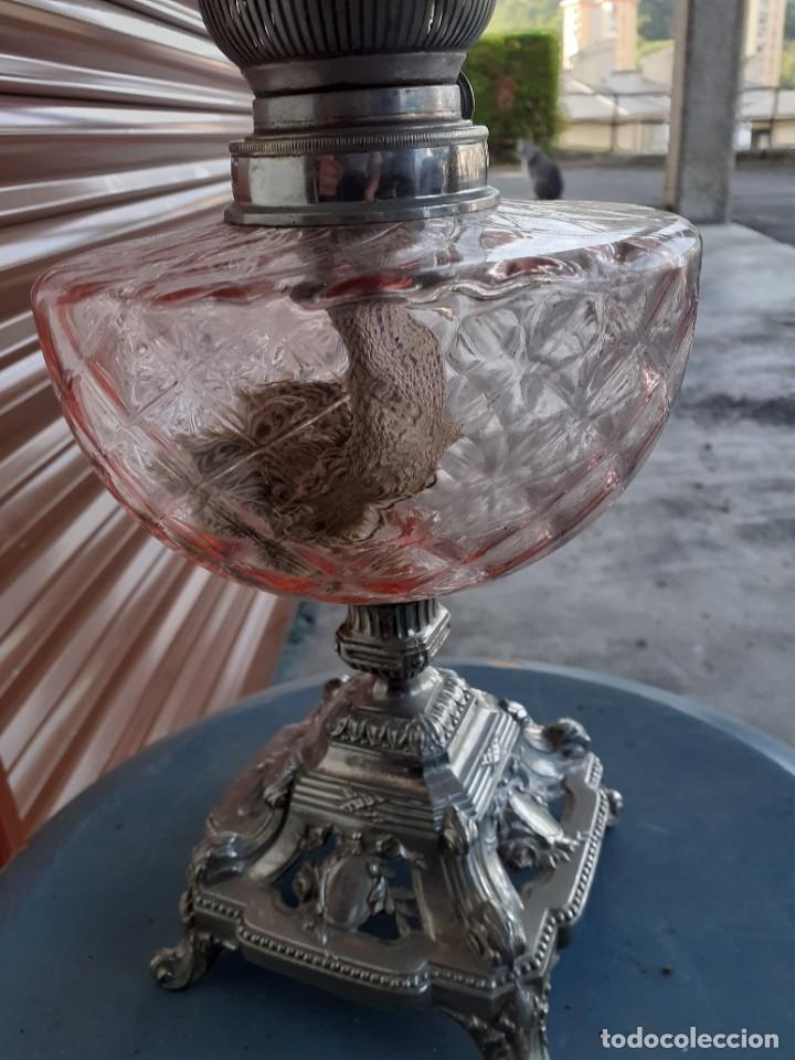 Antig&uuml;edades: Lampara de petroleo, completa - Foto 3