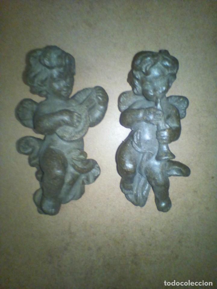 Antig&uuml;edades: Pareja de Querubines hechos de Marmolina. (P) - Foto 1