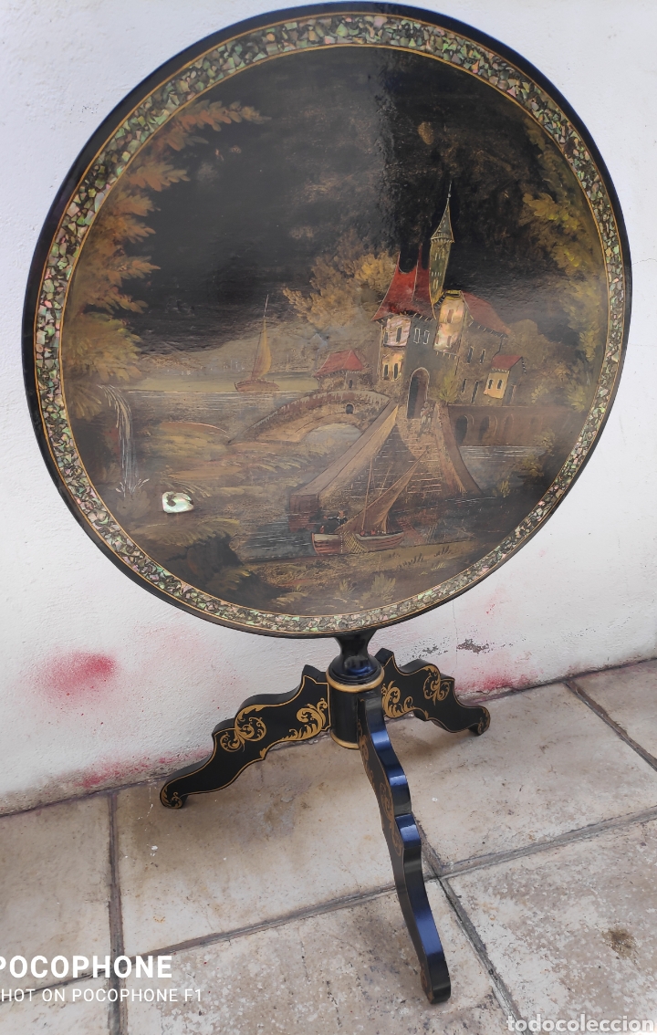 Antig&uuml;edades: Velador holandeses - Foto 1