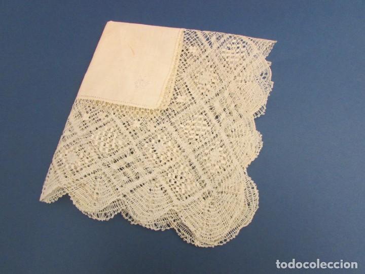 Antig&uuml;edades: ANTIGUO PA&Ntilde;UELO DE ENCAJE DE BOLILLO - Foto 9