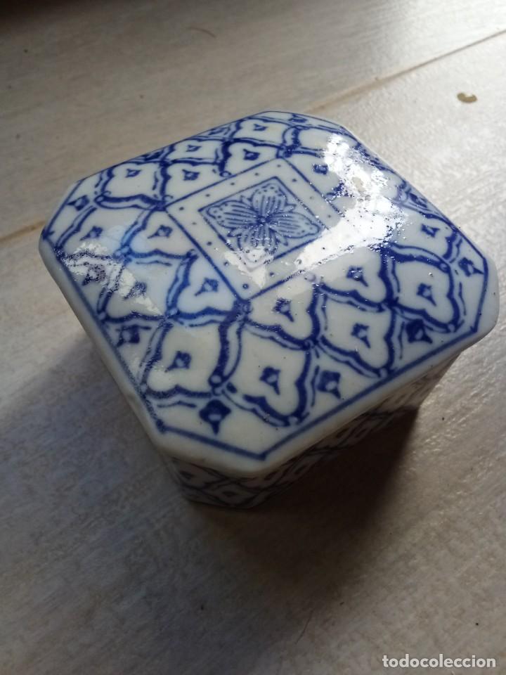Antig&uuml;edades: Caja porcelana biscuit - Foto 1