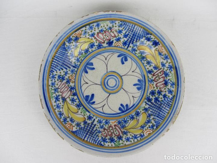 Antig&uuml;edades: Plato de Manises del siglo XIX - Foto 1