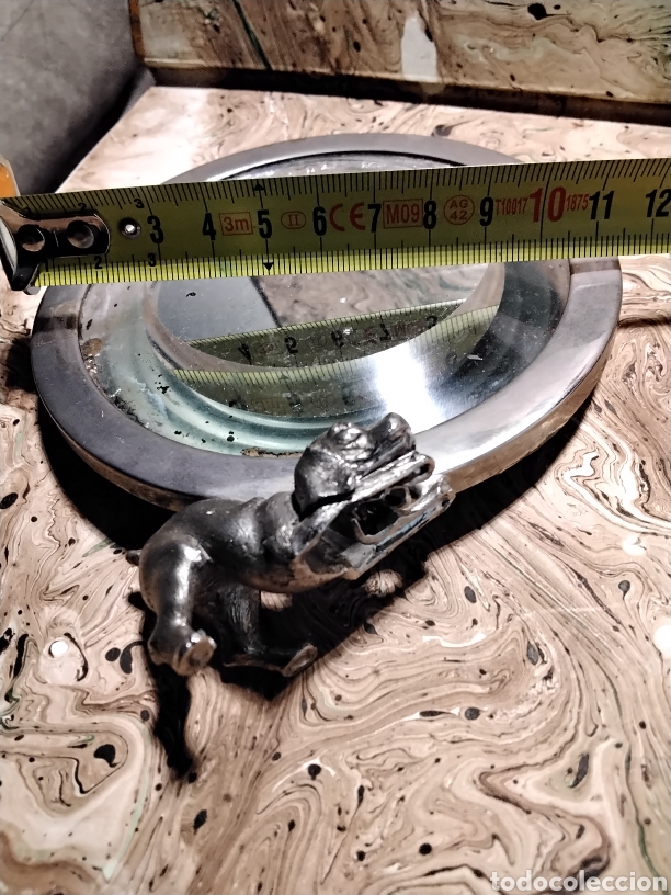 Antig&uuml;edades: Espejo biselado con perrito antiguo - Foto 3
