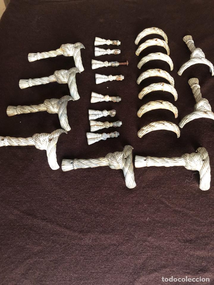 Antig&uuml;edades: 23 piezas l&aacute;mpara de bronce - Foto 2