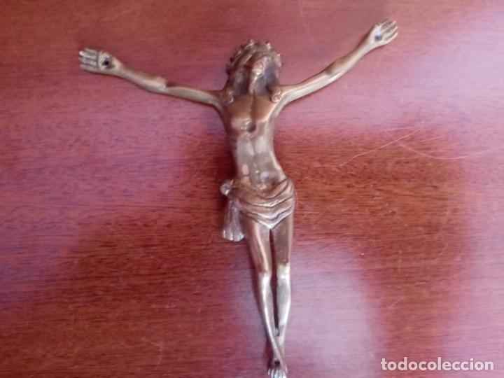 Antig&uuml;edades: Antiguo cristo de bronce - Foto 1
