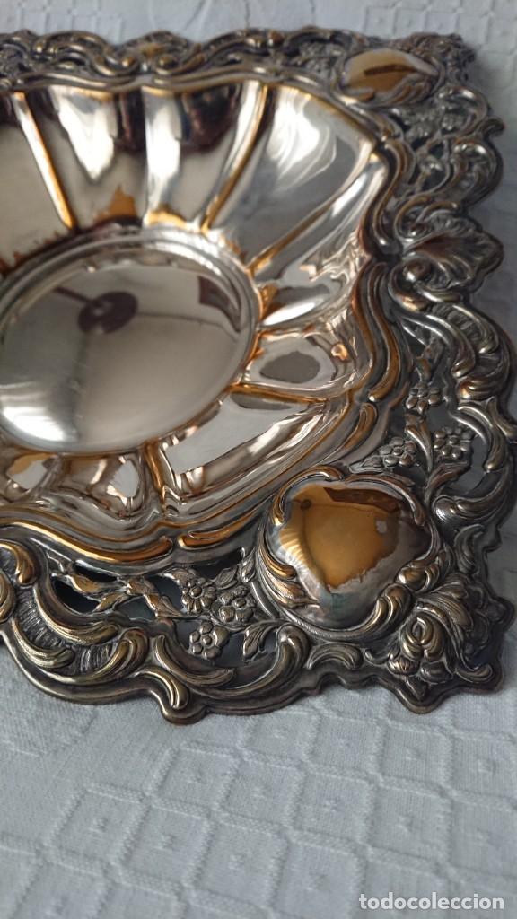 Antig&uuml;edades: BONITO CENTRO DE MESA DE METAL PLATEADO. - Foto 6