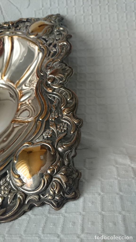 Antig&uuml;edades: BONITO CENTRO DE MESA DE METAL PLATEADO. - Foto 8
