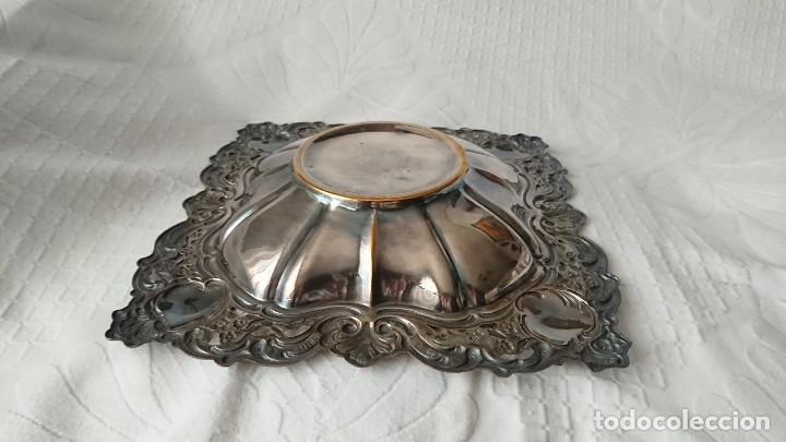 Antig&uuml;edades: BONITO CENTRO DE MESA DE METAL PLATEADO. - Foto 10
