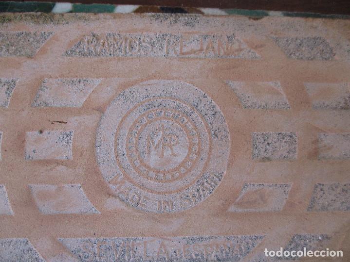 Antig&uuml;edades: Pareja de azulejos Ramos Rejano - Foto 4