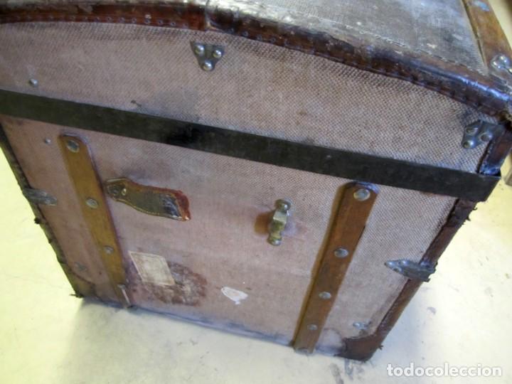 Antig&uuml;edades: Baul, arcon, rustico de viaje, remates de cuero - Foto 12