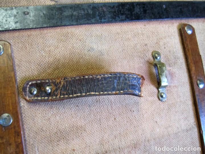 Antig&uuml;edades: Baul, arcon, rustico de viaje, remates de cuero - Foto 13