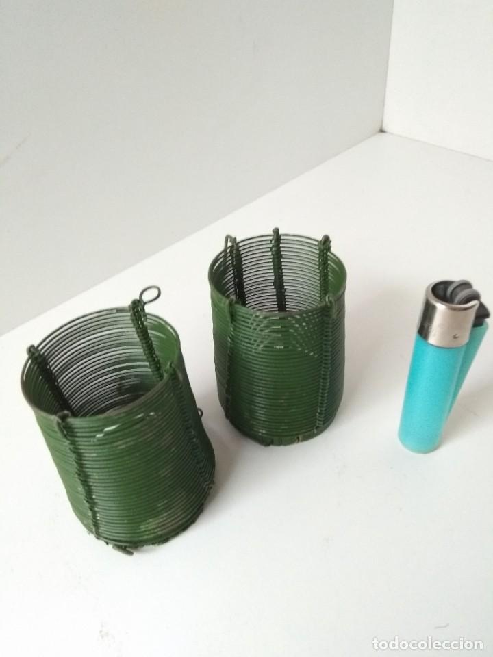 Antig&uuml;edades: Antiguos comederos para pajaros (sin usar) - Foto 1