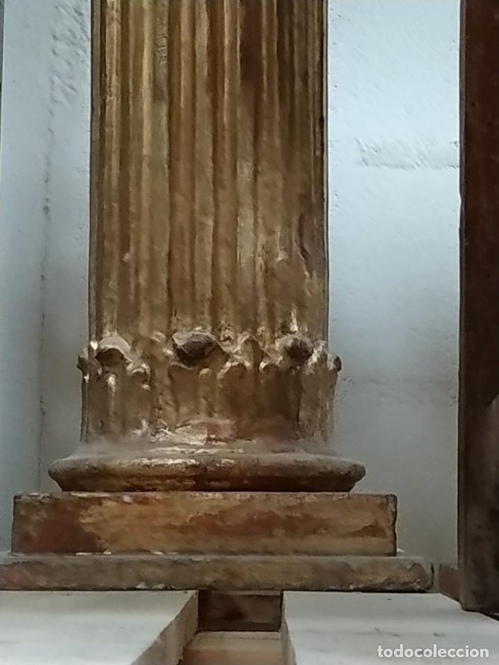 Antig&uuml;edades: Columna de retablo en madera dorada - Foto 6