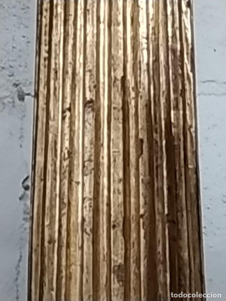 Antig&uuml;edades: Columna de retablo en madera dorada - Foto 8