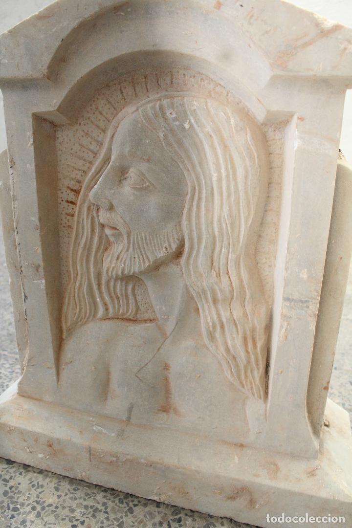 Antig&uuml;edades: relieve de Jesucristo de m&aacute;rmol blanco - Foto 4