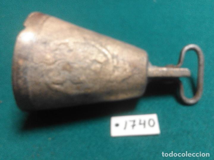Antig&uuml;edades: CAMPANA PARA CABALLO DE BRONCE - Foto 1