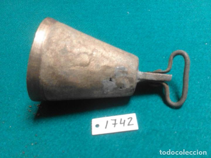 Antig&uuml;edades: CAMPANA PARA CABALLO DE BRONCE - Foto 1