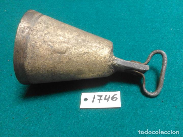 Antig&uuml;edades: CAMPANA PARA CABALLO DE BRONCE - Foto 1