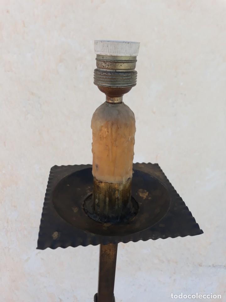 Antig&uuml;edades: Lampara d pie sin cableado - Foto 2