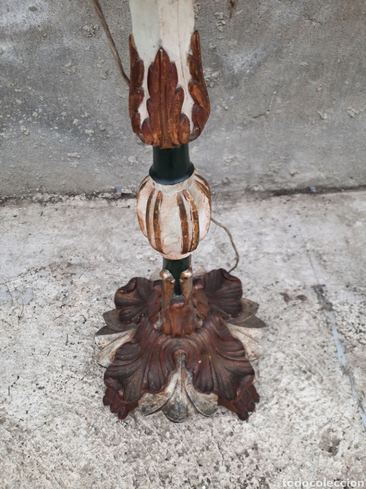 Antig&uuml;edades: Lampara de pie de madera - Foto 4