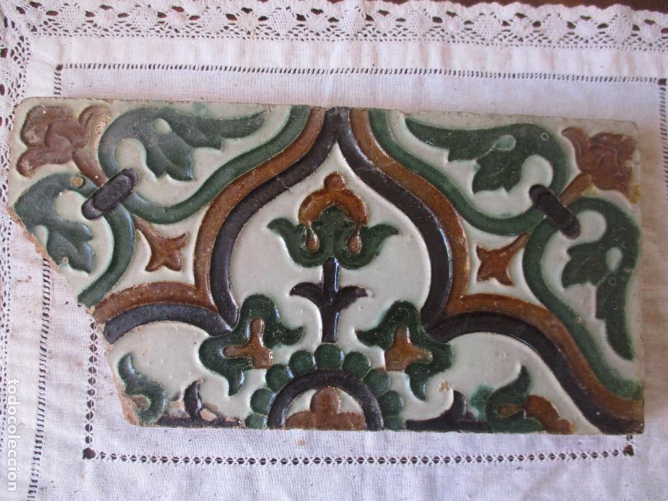 Antig&uuml;edades: Azulejo muy antiguo (Triana) - Foto 1