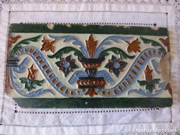 Antig&uuml;edades: Azulejo muy antiguo (Triana) - Foto 1