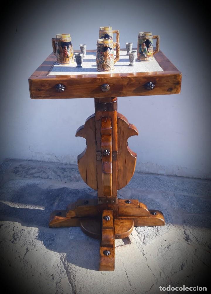 Antig&uuml;edades: Mesa de bar de madera - Foto 2