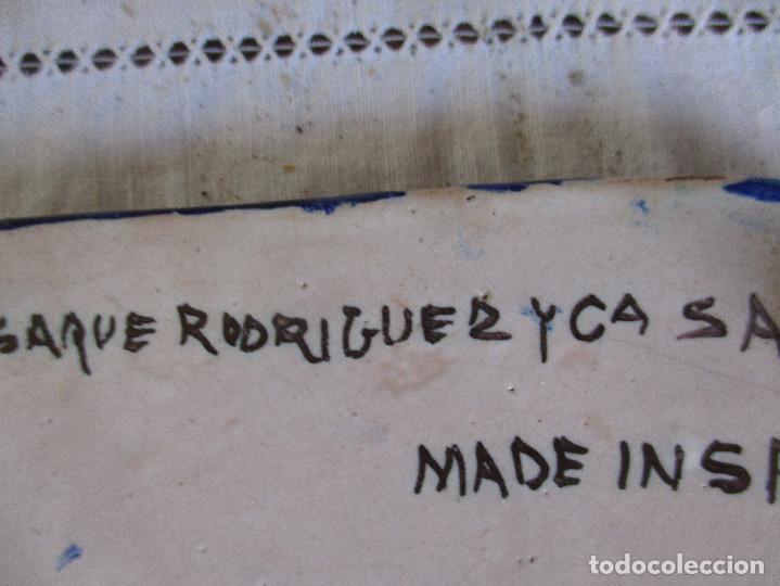 Antig&uuml;edades: Bandeja de ceramica de Triana - Foto 3
