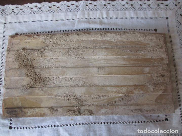 Antig&uuml;edades: Azulejo del siglo XIX (Triana) - Foto 2