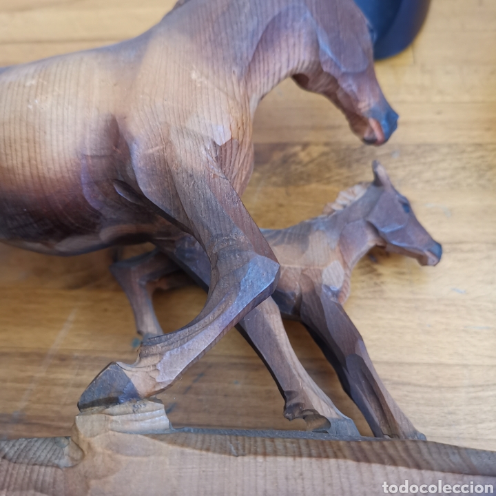 Antig&uuml;edades: Talla de madera de dos caballos, Vienna - Foto 11
