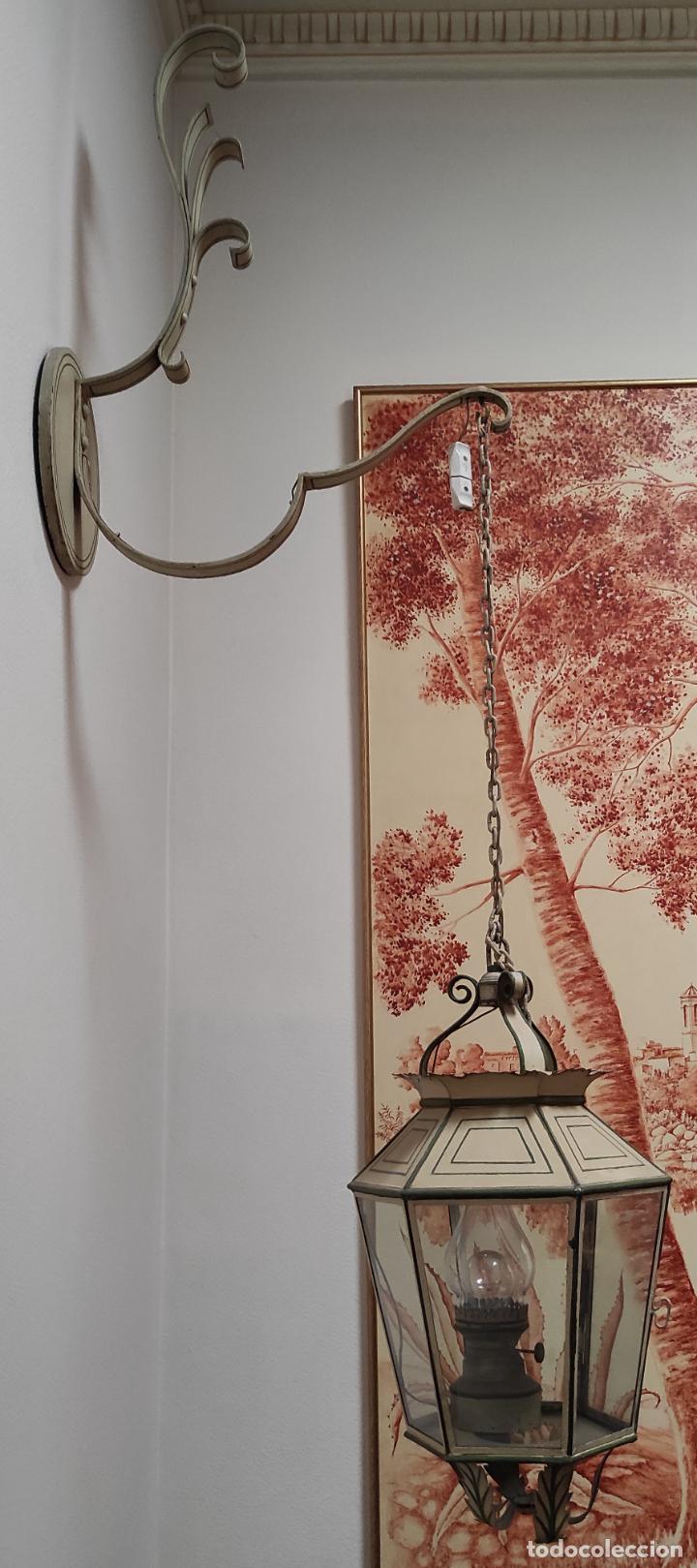 Antigüedades: Preciosa Lámpara Farol con Soporte - Fanal Hierro Pintado - Quinqué Interior - Electrificado - Foto 9 - 268401049