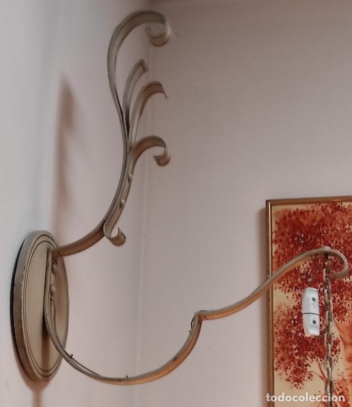 Antigüedades: Preciosa Lámpara Farol con Soporte - Fanal Hierro Pintado - Quinqué Interior - Electrificado - Foto 18 - 268401049